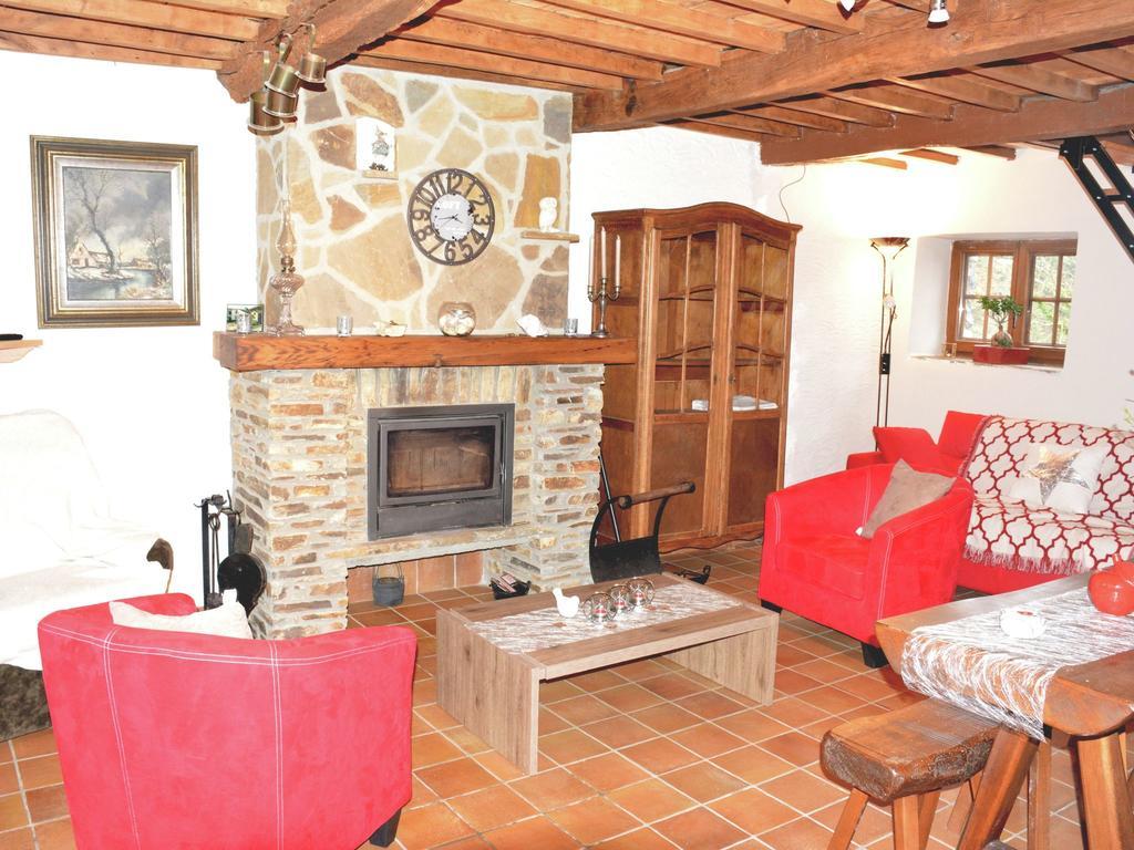 Cosy Holiday Home In Vresse-Sur-Semois With Fireplace Orchimont Exteriör bild